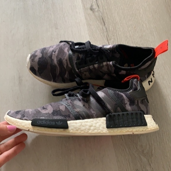 Adidas NMD Como The brand with 3 stripes shoes - Picture 5 of 12